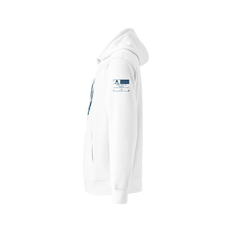 Sweat à capuche unisexe blanc, vu de profil et portant l'étiquette de la collection "Ignorance" aux couleurs intemporelles