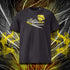 T-shirt unisexe anthracite, vu de face et portant le design "Mytho Culinaire" coloré en jaune soleil