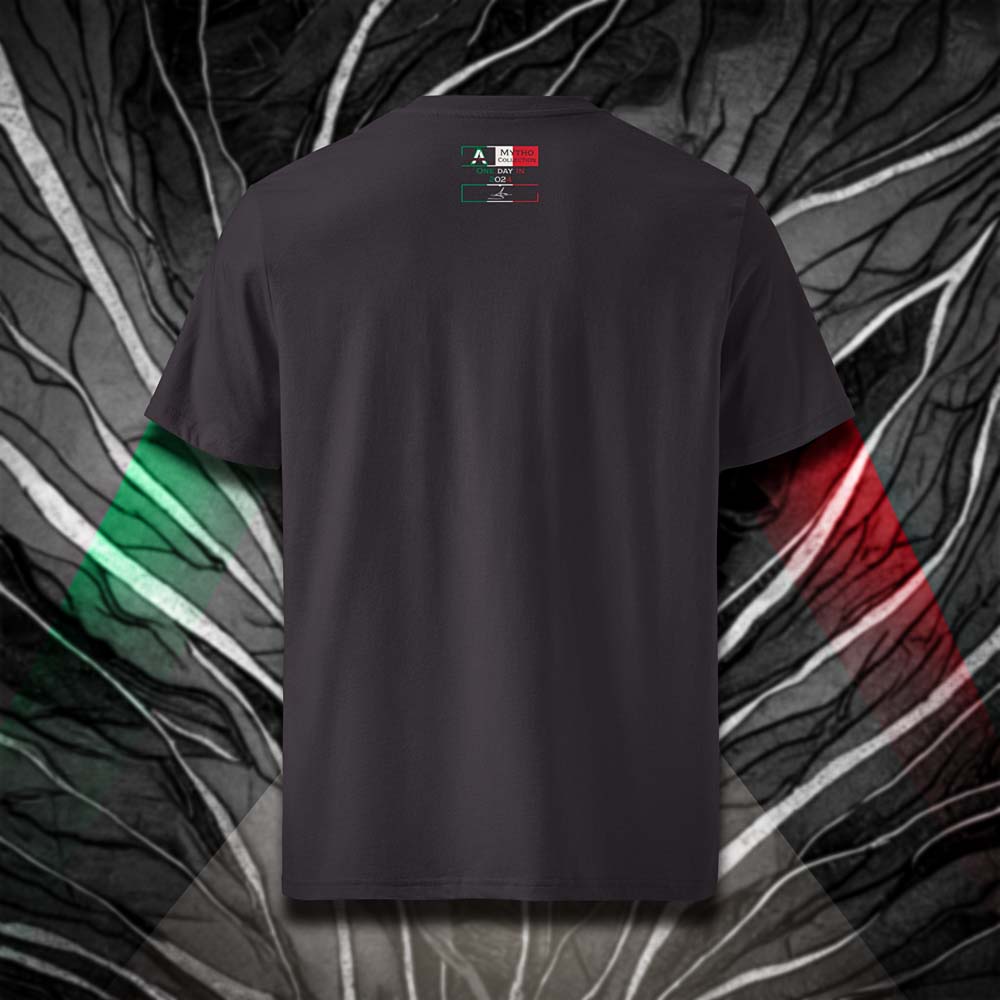 T-shirt unisexe anthracite, vu de dos et portant l'étiquette de la collection "Mytho" aux couleurs de l'Italie