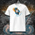 T-shirt unisexe blanc, vu de face et portant le design "Abstraction 2" coloré en noir et cyan