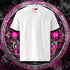 T-shirt unisexe blanc, vu de dos et portant l'étiquette de la collection "Ignorance" coloré en magenta