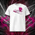 T-shirt unisexe blanc, vu de face et portant le design "Mytho Culinaire" coloré en magenta