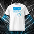 T-shirt unisexe blanc, vu de face et portant le design "Mytho Original" en version anglaise et coloré en cyan