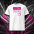 T-shirt unisexe blanc, vu de face et portant le design "Mytho Original" en version anglaise et coloré en magenta