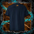 T-shirt unisexe french navy, vu de dos et portant l'étiquette de la collection "Ignorance" coloré en mandarine