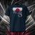 T-shirt unisexe french navy, vu de face et portant le design "Mytho Original" aux couleurs du Japon