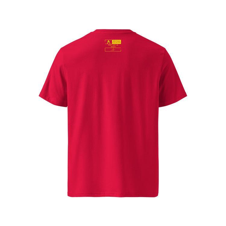 T-shirt unisexe rouge, vu de dos et portant l'étiquette de la collection "Mytho" coloré en jaune soleil